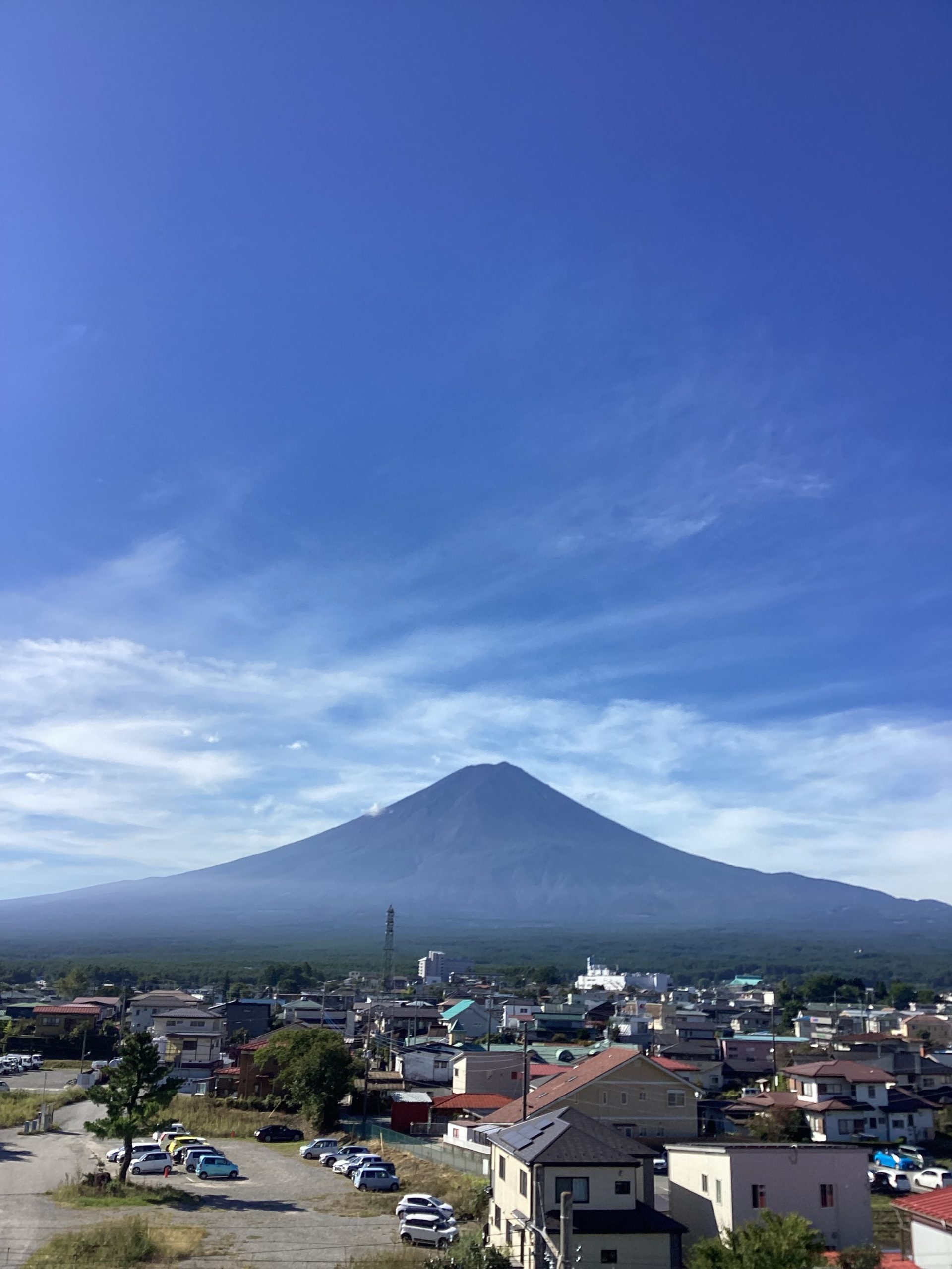 秋晴れの日の富士山🗻
